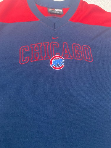 VTG. CHICAGO CUBS NIKE SHIRT MEN'S XL XLARGE BLUE RED CLASSIC DESIGN POLYESTER - Picture 2 of 7