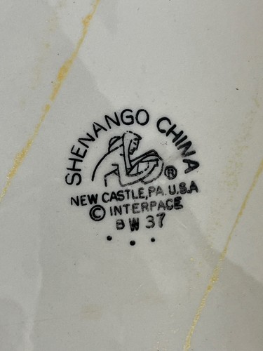 Vintage Shenango China Restaurant Ware Plate Yellow Love Birds Blue Floral 10" - Picture 4 of 4