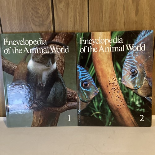 Encyclopedia Of The Animal World Book Volumes 1 & 2 - Bild 1 von 3