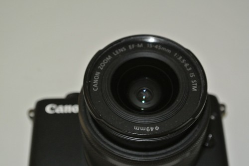 Canon EOS M10 Digital Camera Black with EF-M 15-45mm Lens- Fast Dispatch! - Picture 5 of 10