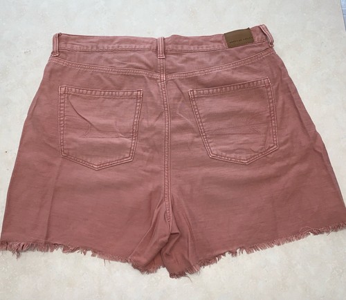 American Eagle Distressed Fringe Light Pink Wash Jean Shorts Women Size 14 - Picture 9 of 10