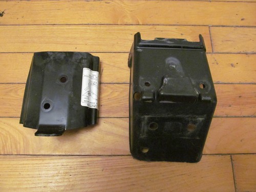 HONDA NS50F NS 50F 1990 REAR FENDER CAPS SECTIONS - Picture 2 of 7