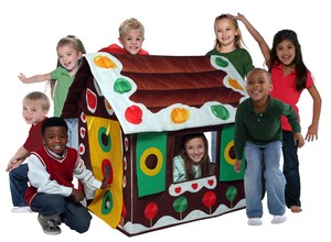 PS-GNG-Bazoongi-Gingerbread-House-3-Boys-amp-Girls