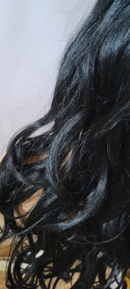 PELUCA DELANTERA LARGA NATURAL ONDA GRANDE ENCAJE NEGRA-BOBBI BOSS PREMIUM SINTÉTICA  Foto 4 de 4