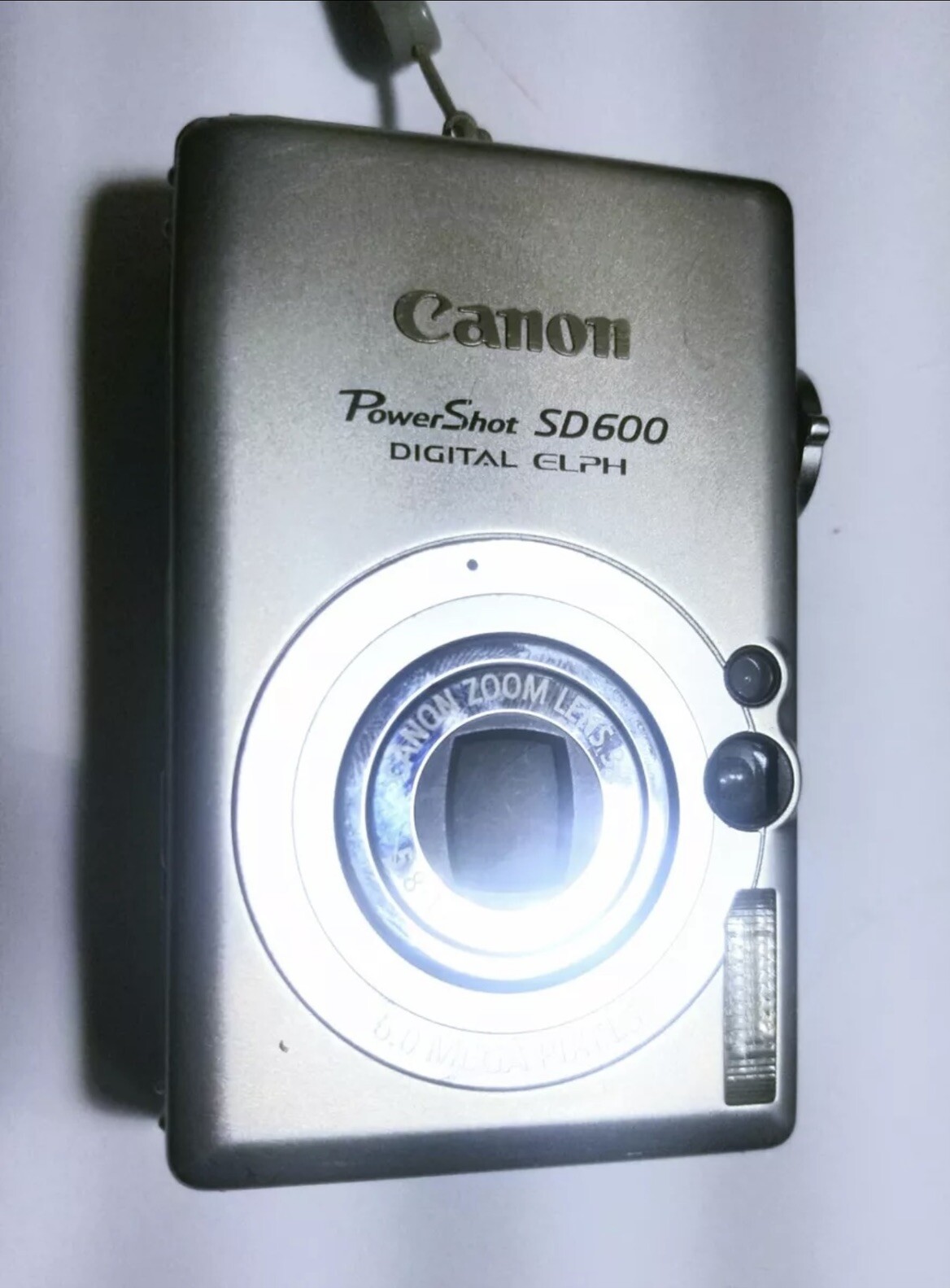 Canon powershot sd600 digital elph 6.0MP Optical Zoom PC1193 camera