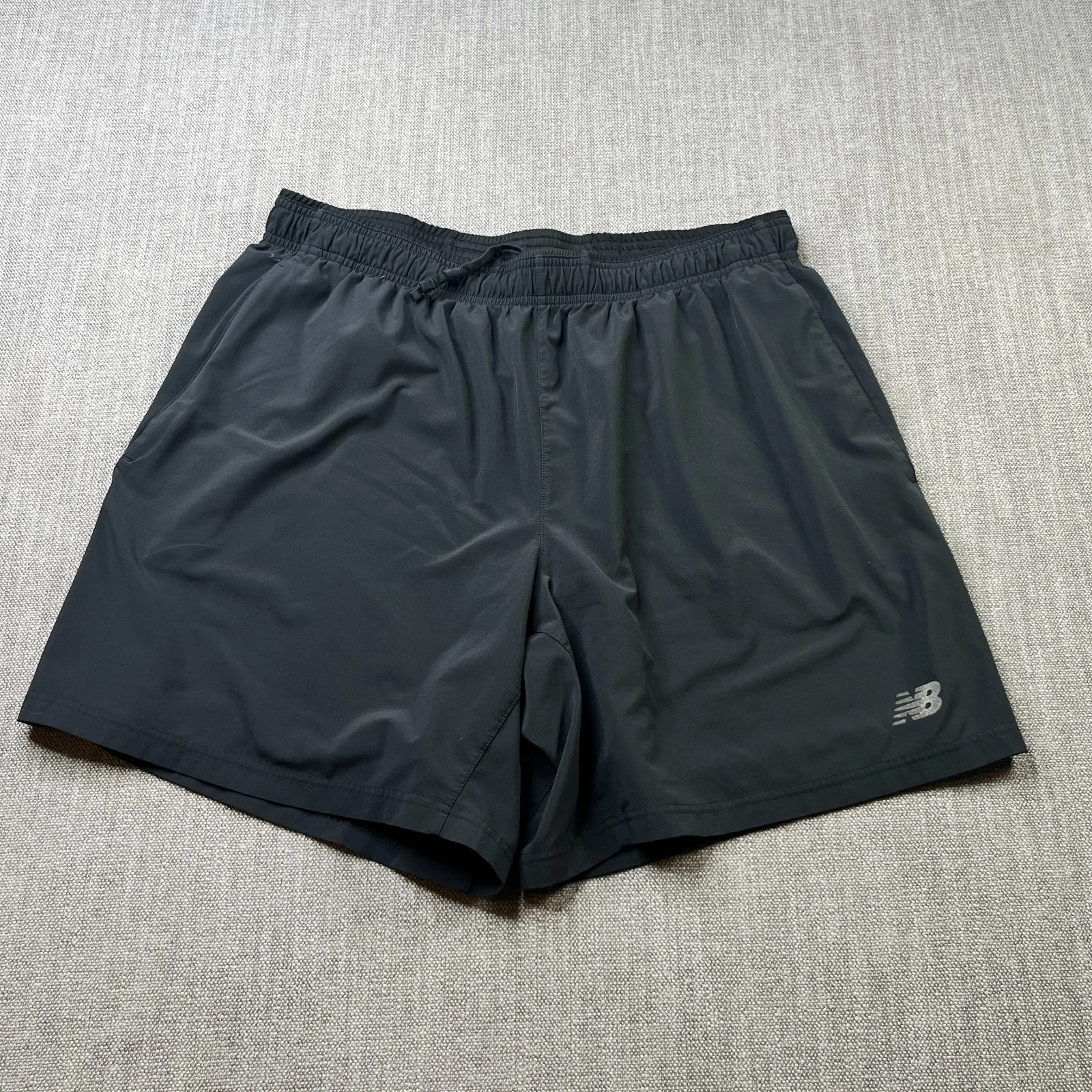 New Balance Running Shorts Mens L Black Compression Lined Athletic Gym Jogging