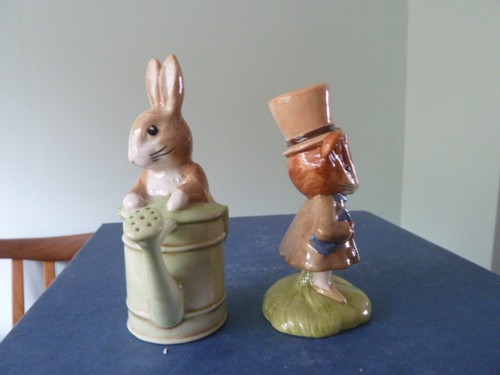 beswick beatrix potter peter watering can & guinea pig - Picture 2 of 5