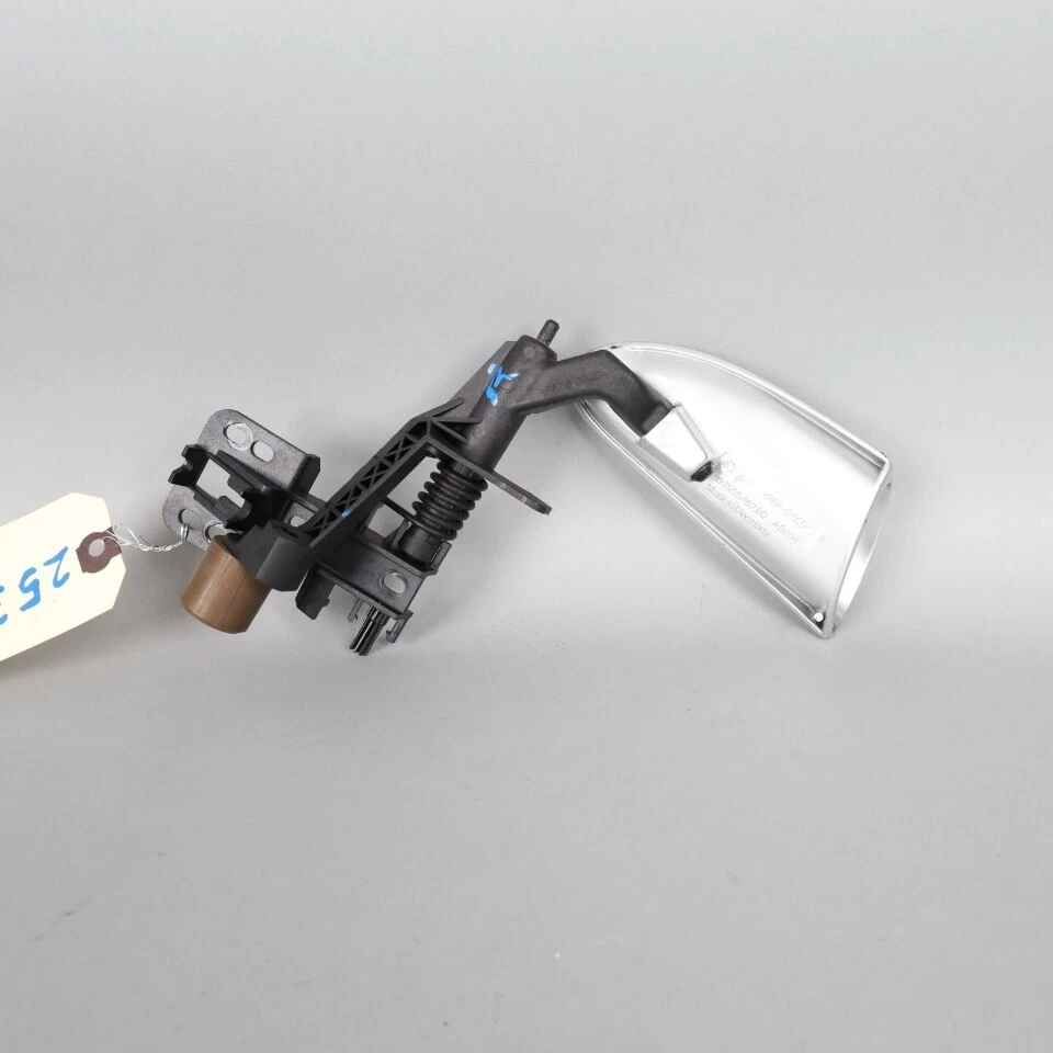 2005-2012 Porsche 911 Boxster Cayman Right Door Pull Handle 99755546200 OEM Used - Image 4 of 4