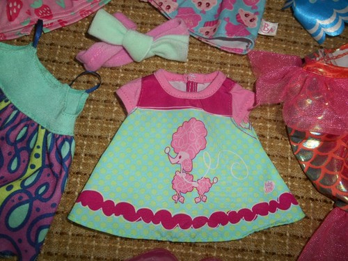 Hasbro Baby Alive Clothes & Shoes Lot Poodle Mermaid Jellies MORE - Foto 5 di 18