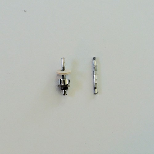 Sears Kenmore 158.480 Sewing Machine Thread Spool Pin Assembly 1 Retractable - Picture 2 of 2
