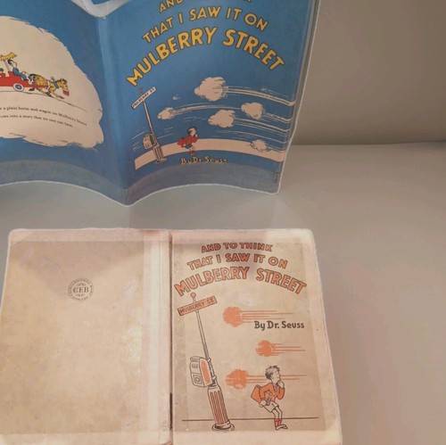 DR SEUSS AND TO THINK THAT I SAW IT ON MULBERRY STREET WHITE SHORTS WDJ 1937 1st - Picture 16 of 18