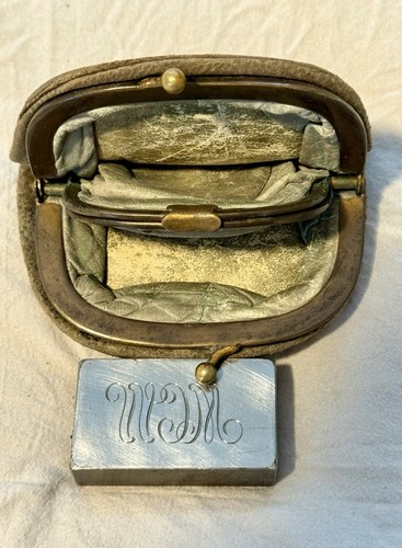 Antike Leder Geldbörse - Innentasche. Fund massiver Stahl Monogramm Stempel innen - Bild 1 von 13
