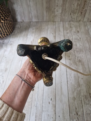 Vintage Antique Ornate Brass Table Lamp Hollywood Regency Gold - Needs Rewiring - Picture 8 of 15