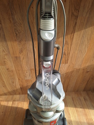 *See Description* Dyson Silver DC14 Upright Hoover, Vacuum Cleaner (1622) - Picture 7 of 12