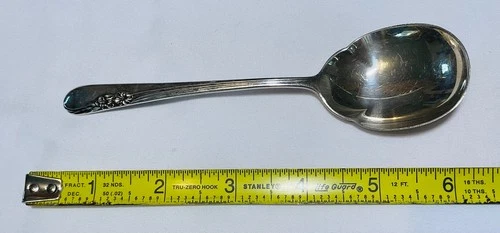 STERLING SILVER INTERNATIONAL BLOSSOM TIME SERVING SPOON FLATWARE