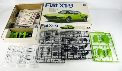 Entex 9028 1974 Fiat X1/9 Mid Engine Japan 1:20 Scale Model