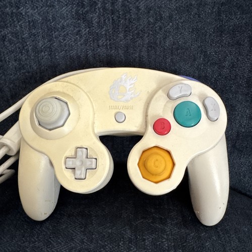 Nintendo Wii U Offizieller Original Zubehör Hersteller Weiß Smash Bros. GameCube Controller GETESTET - Bild 2 von 8