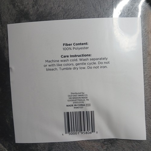 Comfort Bay Plush Blanket Full/Queen 86"×90" (Gray) - Picture 4 of 4
