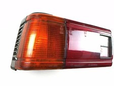 Feu arrière Nissan SUNNY