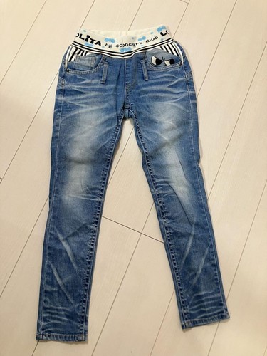 Jeans Yoshitomo Nara Lolita Colaboración Talla XS Azul Diseño Bordado Usados - Imagen 3 de 3