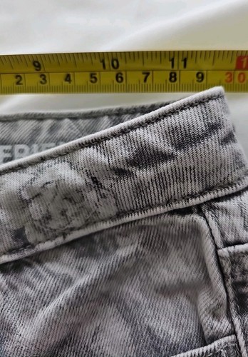 NEW Girl's Gap Mid Rise, Slim, Gray With Allover Floral 5 Pocket Jeans Size 8 R  - Picture 22 of 24