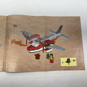 LEGO System Adventurers Dino Island Island Hopper 5935 Instruction Manual 2000