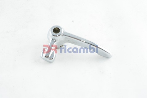 MANIGLIA DEFLETTORE VETRO ANTERIORE DESTRO FIAT 124 125 126 850 - FIAT 4187447 - Imagen 2 de 4