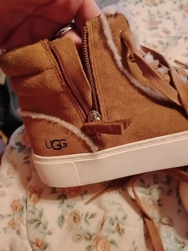 UGG OLLI HERITAGE 1112425 CHESTNUT SIZE 7 WOMAN’S SNEAKERS/ AUTHENTIC - Picture 8 of 11