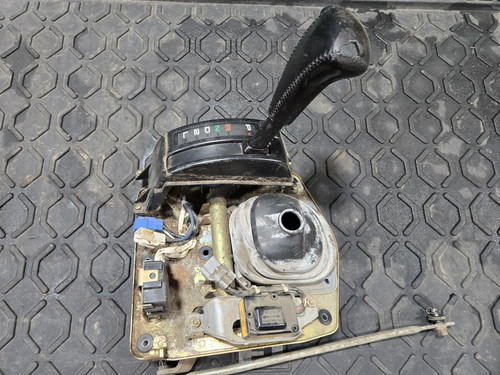 1990-1997 Lexus LX450 Toyota Land Cruiser FZJ80 Auto TRANSMISSION SHIFTER UNIT - Foto 1 di 17