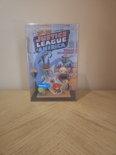 Funko POP DC Comic Cover 10 Justice League BRAVE & THE BOLD #28 Walmart EXCL NEW - Picture 1 of 5