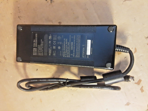 MEANWELL AC/DC MEDIZINISCHER ADAPTER GSM220A12-R7B 12V~15A 180W MAX