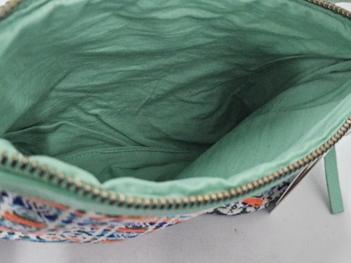 Tigerlily Mimi Large Purse Sunrise Loom Zip Lined Seashell Unique 26x19cm ORP$59 - Picture 8 of 8