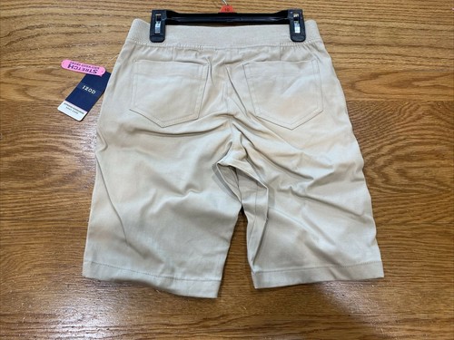 IZOD APP'D Schuluniform Mädchen Strick Taille Bermuda kurz Khaki Größen 4, 10, 12 - Bild 3 von 8