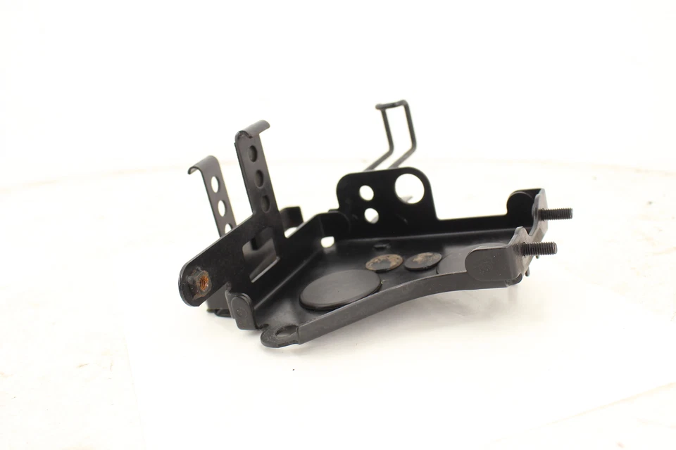 Suporte de tanque de gasolina dianteiro Yamaha Fz07 2017 1ws-21158-00-00 - Imagem 2 de 4