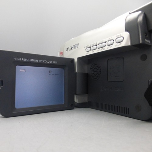 Samsung VP-D10 Handheld MiniDV Cassette Camcorder Silver Tested - Picture 3 of 8
