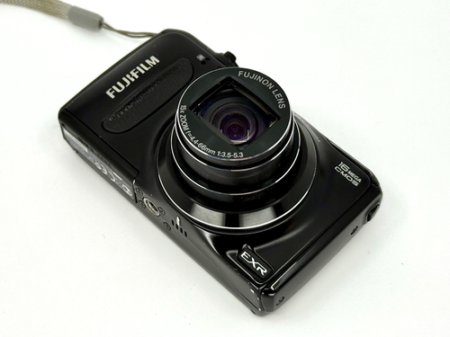 Cámara digital Fujifilm FinePix F660 EXR 16,0 MP - negra - probada - Imagen 10 de 12
