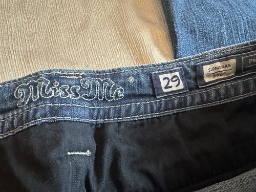 Miss Me Jeans Sz 29 Boot Low Rise Pink Green Sequins Medium Dark Wash Bling - Picture 6 of 11