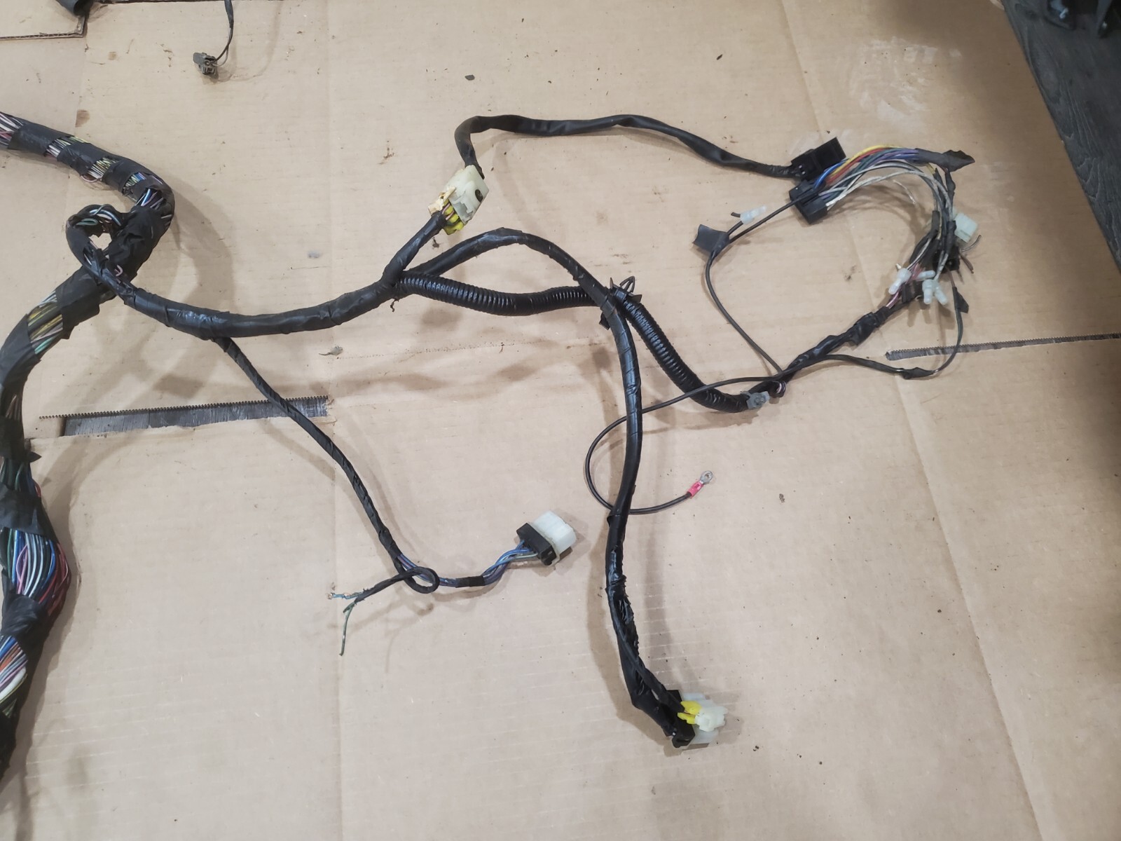 9093 nissan hardbody d21 OEM KA24E 2wd 5speed complete harness engine and cab eBay