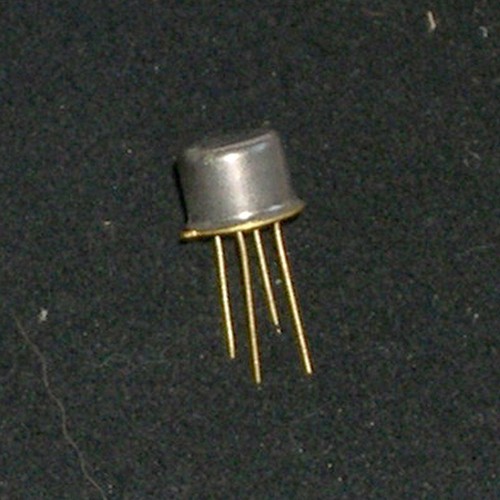 Vintage 103 CPY Gold Pin - Picture 2 of 2