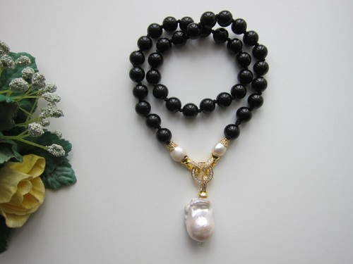 Large Keshi Pearl Pendant \ Necklace. Two in one. - Picture 30 of 38