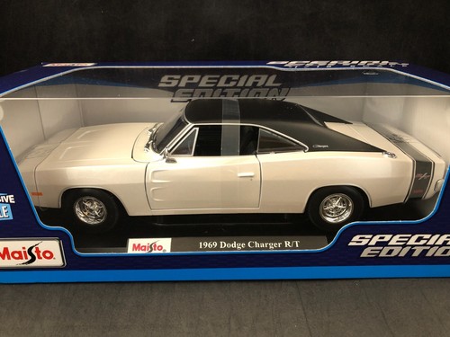 Caricabatteria Dodge R/T 31387 Maisto Edizione Speciale Scala 1:18 1969 - Foto 2 di 7