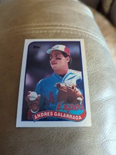 1989 Topps Baseball Card #590 Andres Galarraga, Montreal Expos