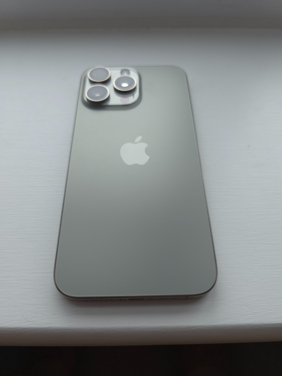 APPLE iPhone 15 Pro Max 256 GB Natural Titanium Only 217 CC