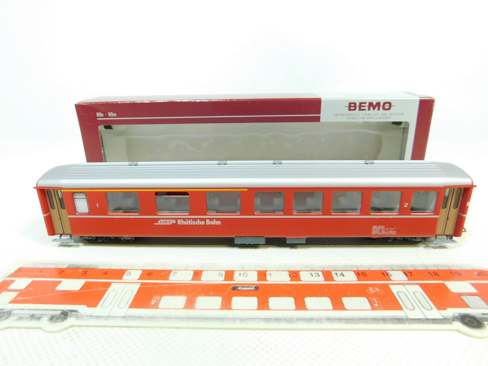 BR30-0,5 Bemo H0m Dc 3251 123 Vagones 1 2. Clase Ab 1523 Rhb ,Nuevo + BR30-0,5 Bemo H0m Dc 3251 123 Vagones 1 2. Clase Ab 1523 Rhb ,Nuevo +