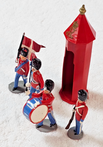VTG Reisler Danish Royal Color Guard & Sentry Box Denmark 1950 Four Toy Soldier - Picture 9 of 14