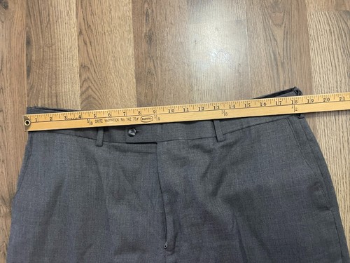 Croft & Barrow Pants, Men's Size 38x30, Gray, Dress Pants, Pleated, Straight Leg - Picture 6 of 11