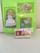 Sylvanian Maid Housekeeping Set Brand New But no outer box