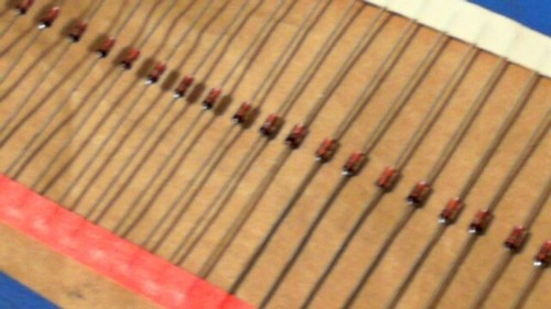 FAIRCHILD JEDEC DISCRETE 1N DIODE OUTLINE 2-PIN DO-41 THROUGH HOLE 1N 1N4733A-T - Picture 2 of 3