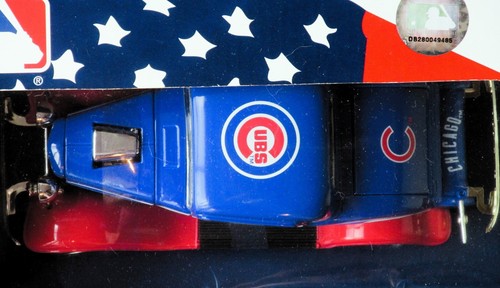 NEW Fleer 1932 Ford Coupe Chicago Cubs Diecast 1:24 Scale - MLB - Picture 7 of 8