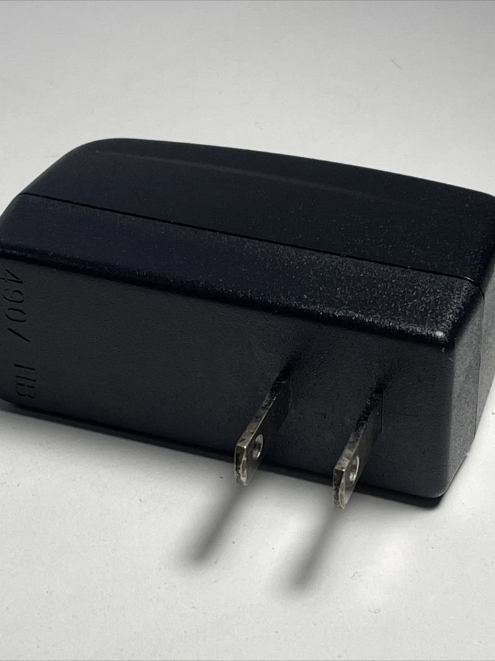 Genuine Netgear AC Switching Adapter DSA-9R-05 AUS 332-10014-01 7.5V 1A - Image 4 of 4